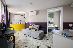 1 habitación, tabla de planchar con plancha y wifi 