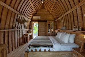 Luxury Villa | 4 bedrooms, in-room safe, iron/ironing board, free WiFi - Villa Deh Simba at Seminyak Aramanis (Seminyak)