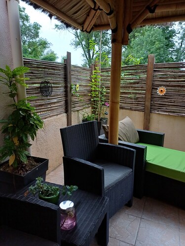 10-square-meter studio apartment + 18-square-meter terrace + Pool + Private parking 