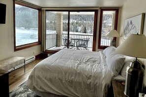 1 bedroom, premium bedding, WiFi, bed sheets - Keystone Lakeside Condo (Keystone)