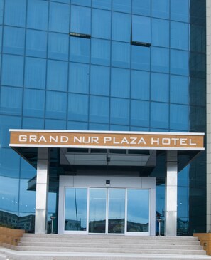 واجهة المنشأة