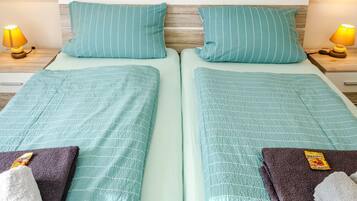 2 bedrooms, iron/ironing board, free WiFi, bed sheets