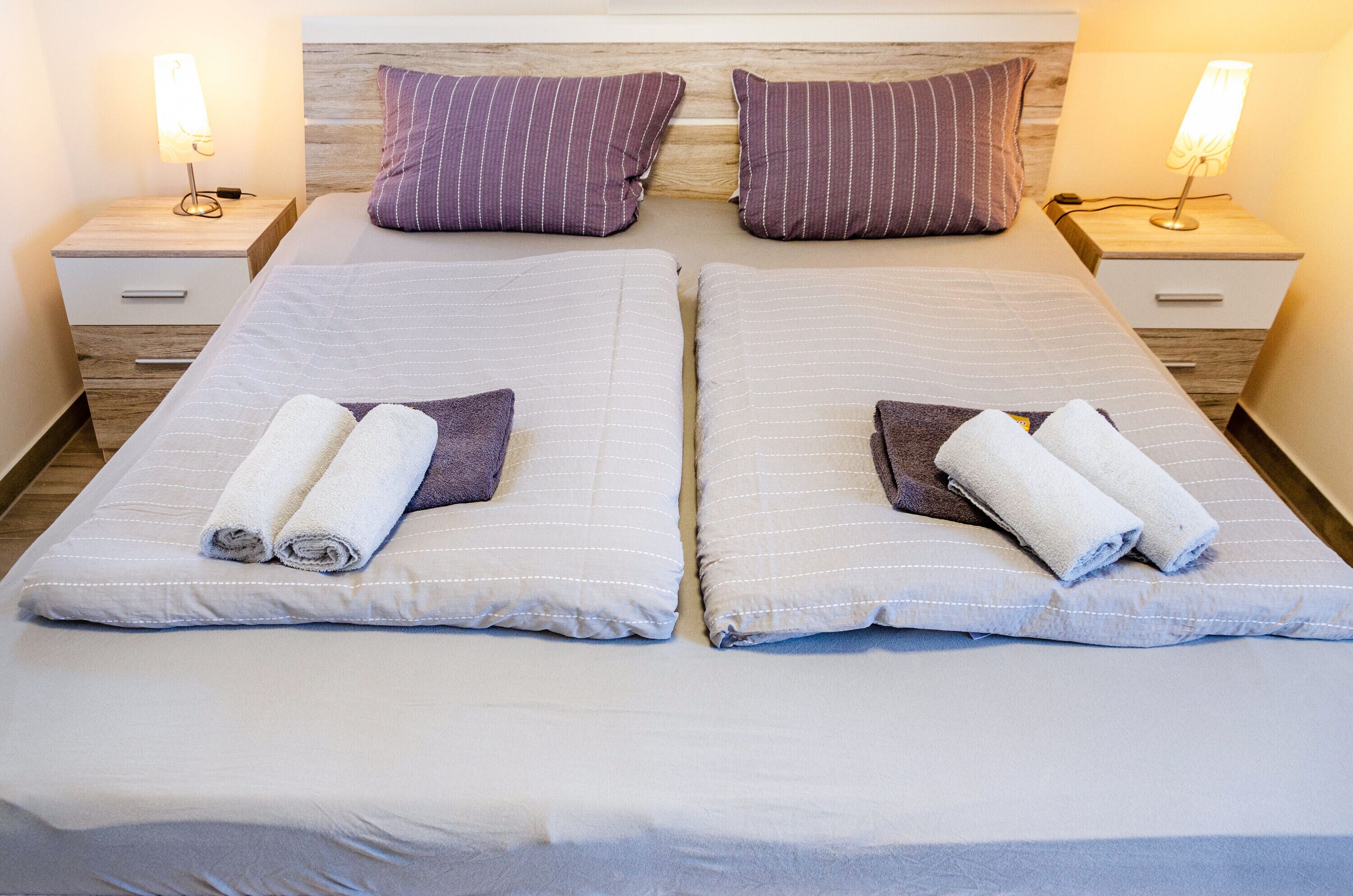 2 bedrooms, iron/ironing board, free WiFi, bed sheets