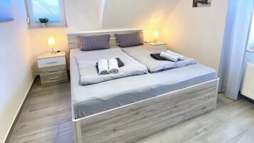 2 Schlafzimmer, Bügeleisen/Bügelbrett, kostenloses WLAN, Bettwäsche