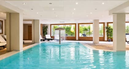 Vallorcine Loriaz 43 Ski-In Retreat w/ Shared Pool & Sauna, Vallorcine (Argentiere), France