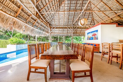 Airy oasis with a grand outdoor space, private pool, & shared tennis court