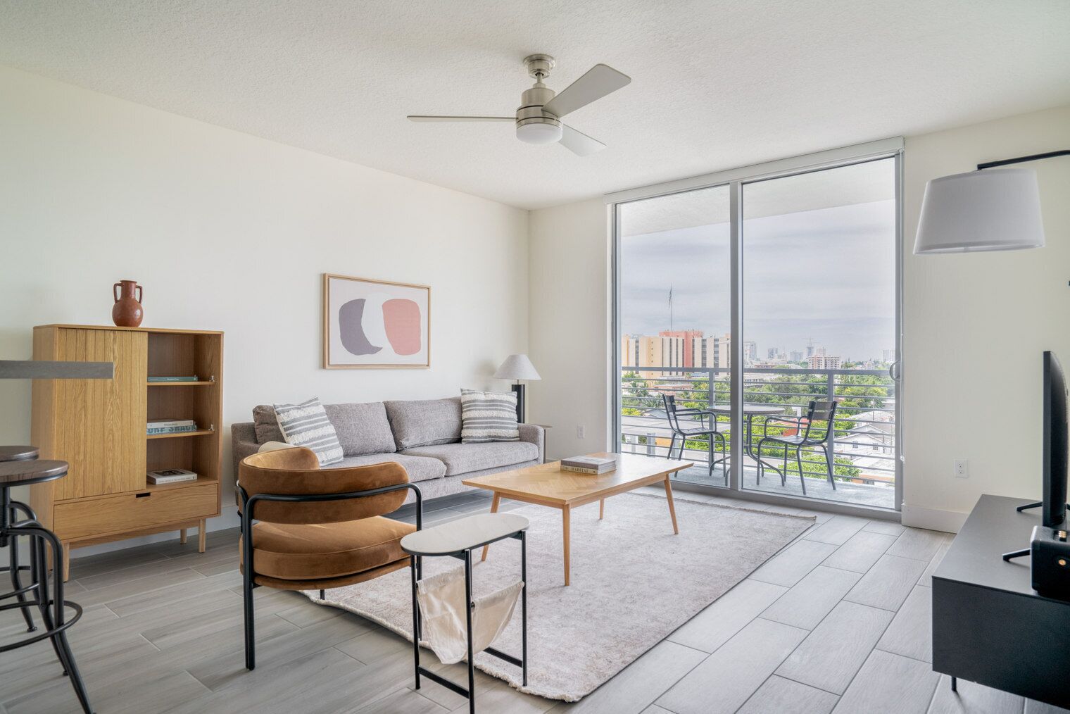 Deluxe Little Havana 1BR w/ Pool & Gym, near Restaurants, by Blueground