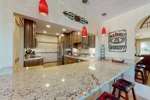 Fridge, microwave, oven, stovetop - Wonderful condo with pool, fireplace, W/D, & grill - golf nearby (Carefree)