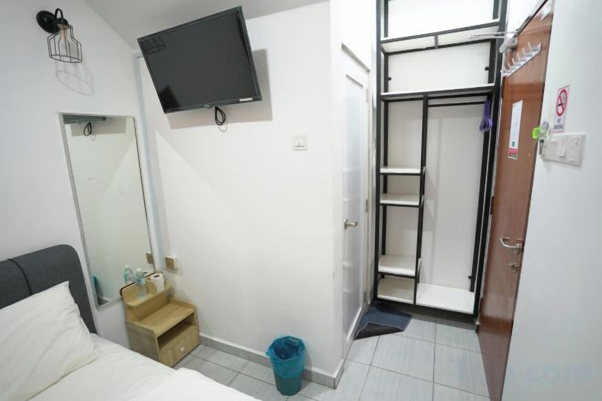 Standard Single Room (No Window)