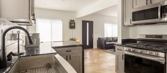 NEWLY Renovated- 2bed/1bath!