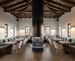 Breakfast, lunch, dinner served; local cuisine, al fresco dining 