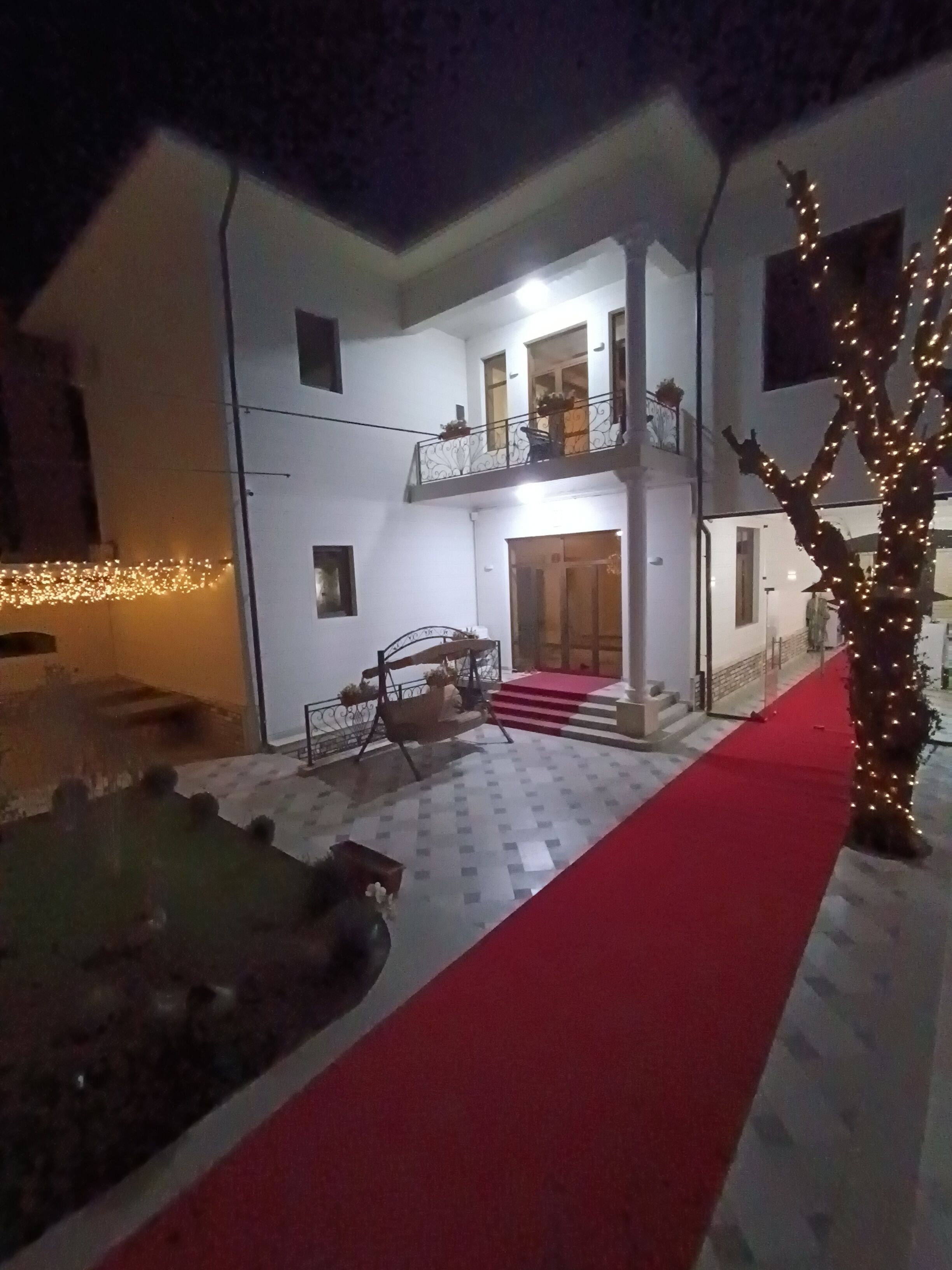 Photo - Grand Karavan