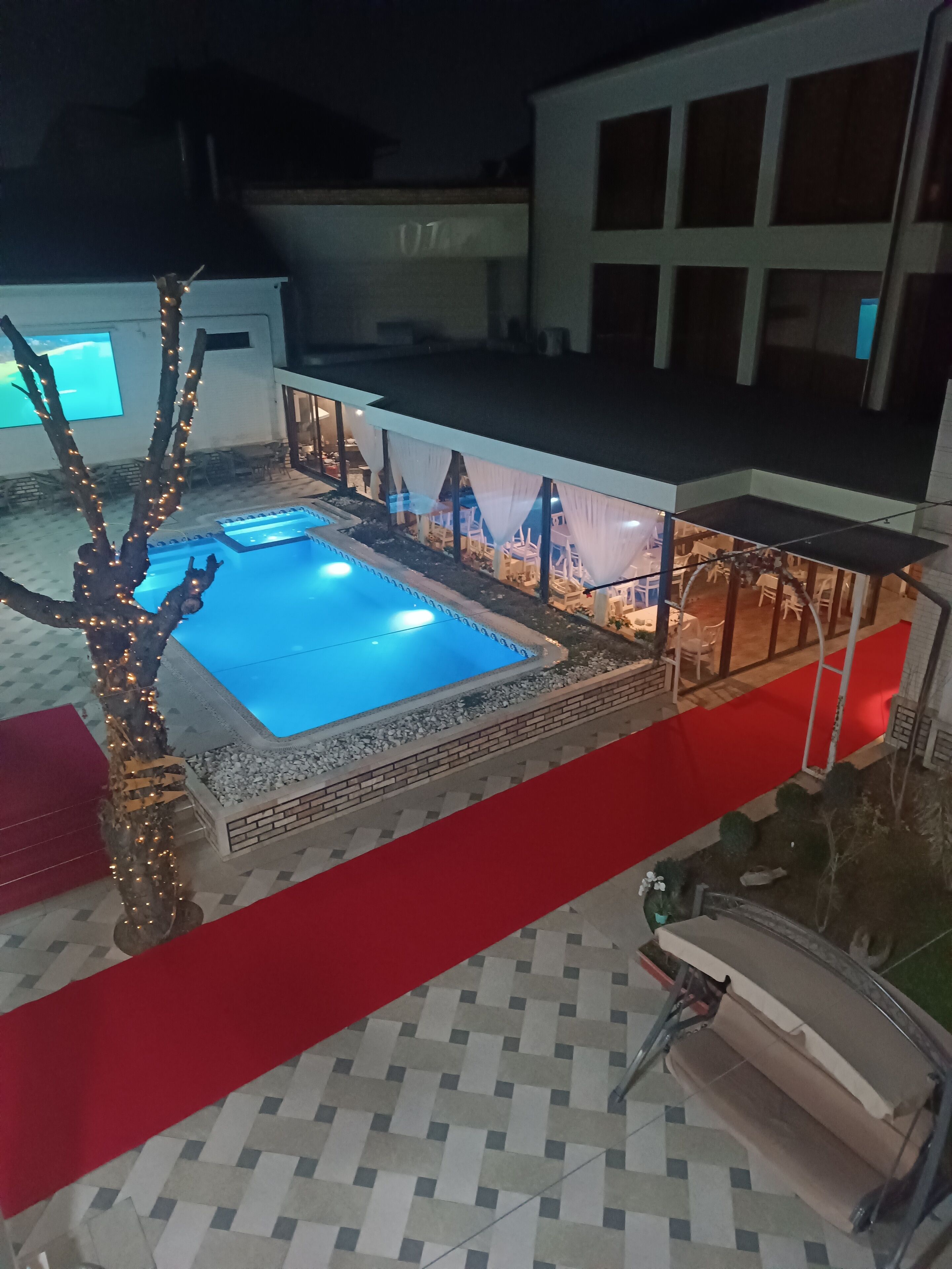 Photo - Grand Karavan