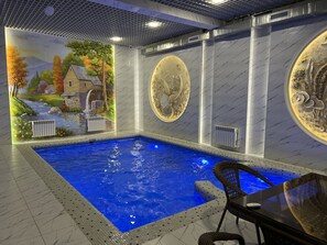 Indoor pool, seasonal outdoor pool - Grand Karavan (Tashkent)