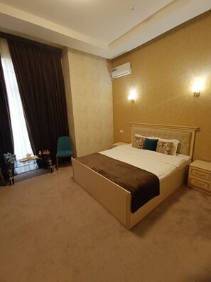 標準雙人房 | 高級寢具、遮光窗簾/窗簾、隔音、熨斗/熨衫板