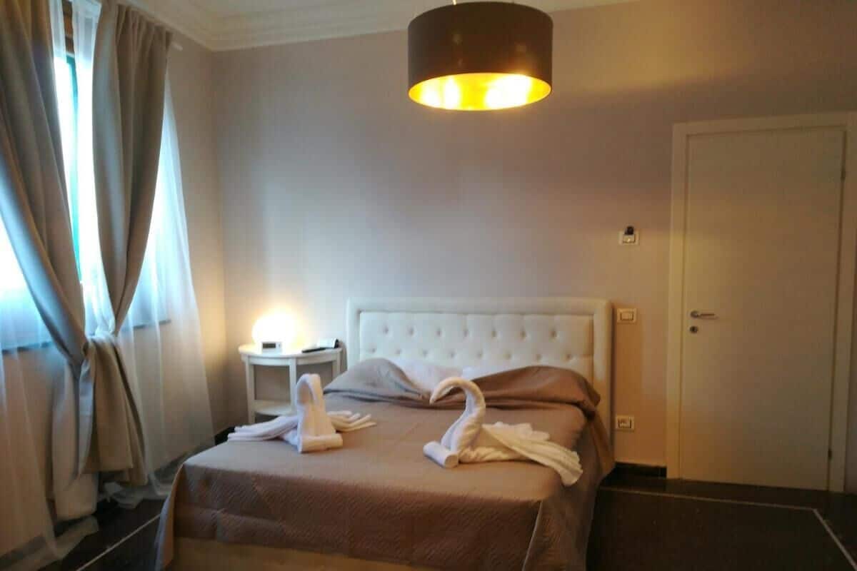 Triple Room | Minibar, desk, travel crib, free WiFi