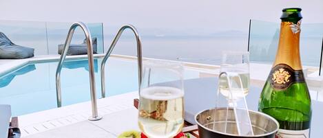 Alberca al aire libre por temporada