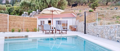 Piscine extérieure (ouverte en saison)