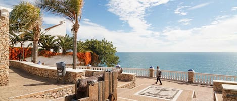 Enceinte de lâhĂ©bergement