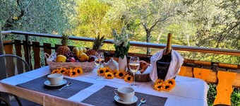 Cottage with Balcony – Comfort and Peace Surrounded by Greenery