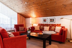 Téléviseur, lecteur de DVD, chaîne audio