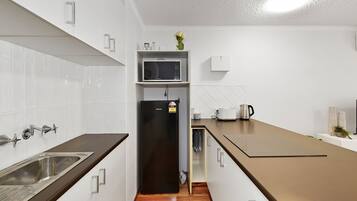 Frigorifero, microonde, tostapane