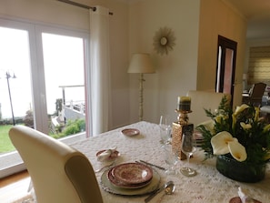 Dining - SPECIAL OFFER VISIT Madeira FebruaryWarm Pool Gardens terraces comfort (Arco da Calheta)