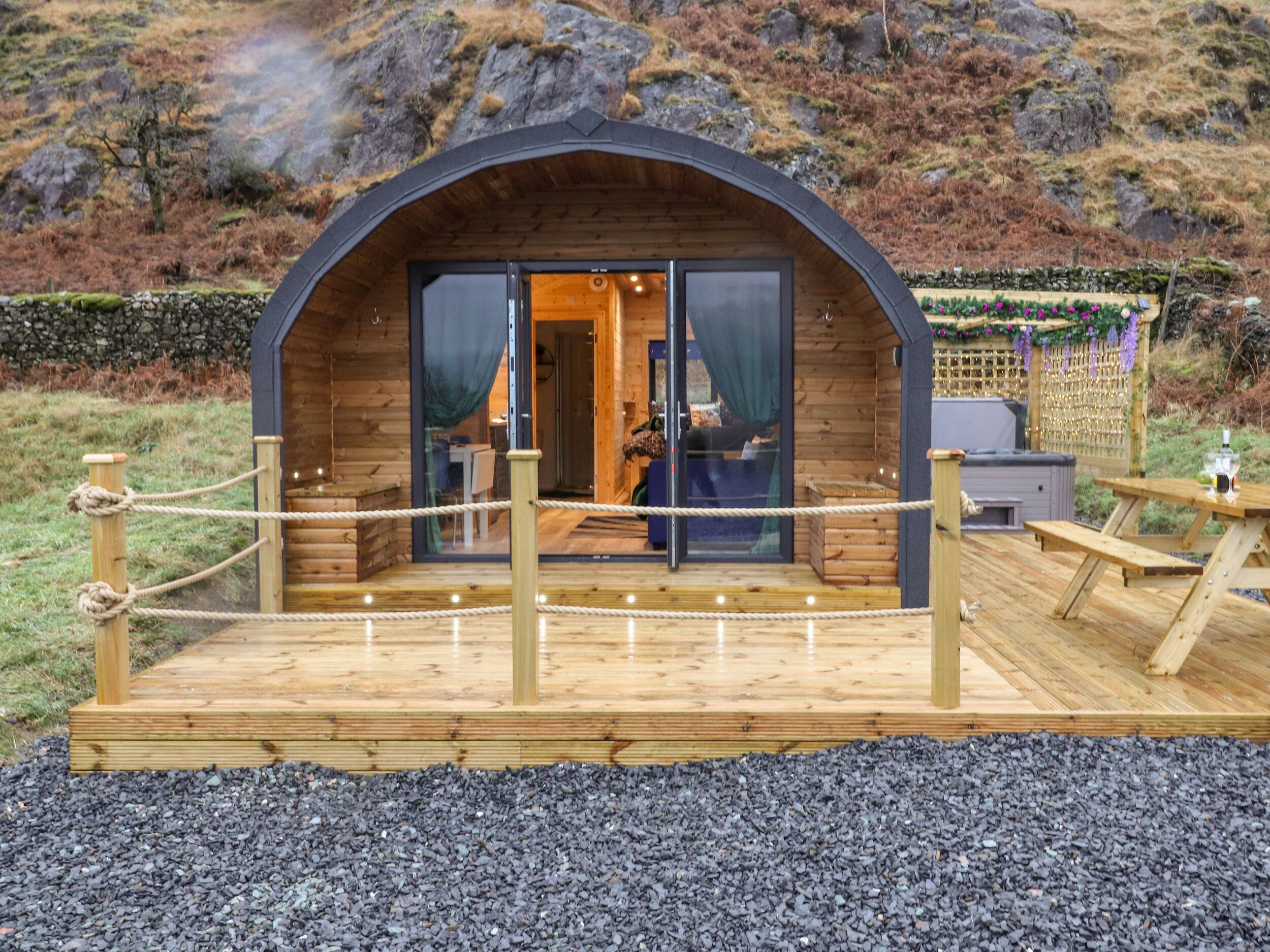THE SHEARER - CROSSGATE LUXURY GLAMPING, pet friendly in Glenridding