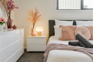 3 Schlafzimmer, Bügeleisen/Bügelbrett, WLAN, Bettwäsche