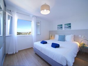 4 bedrooms, iron/ironing board, WiFi - Mariana by Interhome (Gale)