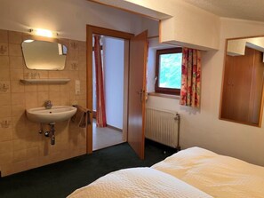 3 Schlafzimmer, Internetzugang