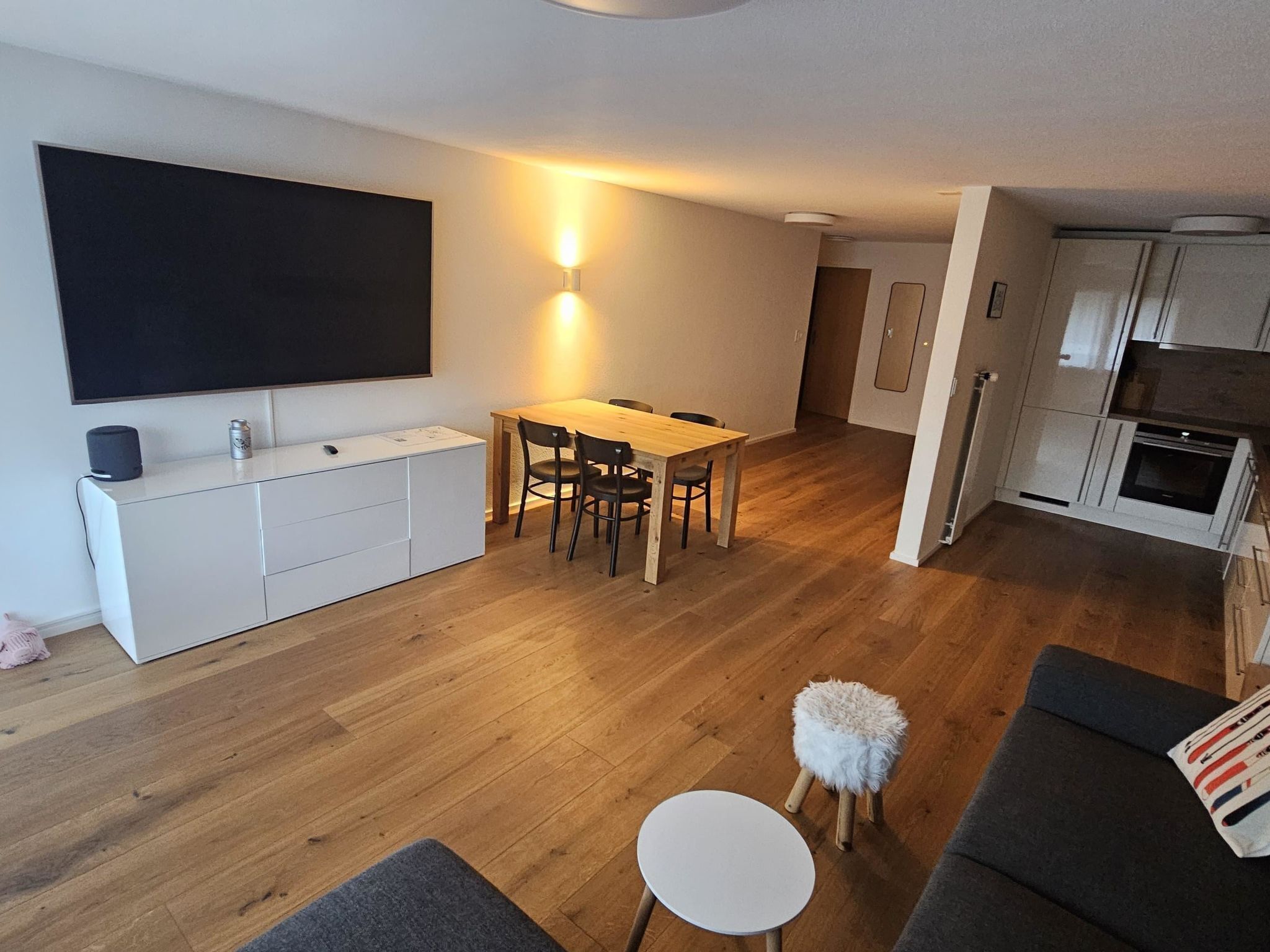 Fernseher