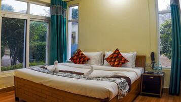 Deluxe Double Room | Free WiFi