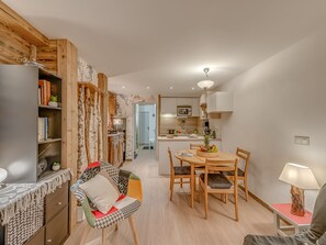 Dining - 3-star Apartment in Tignes, 4/5 people, renovated, 39m², south (Tignes)
