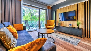 Deluxe Apartment (8/27 C) | Living area