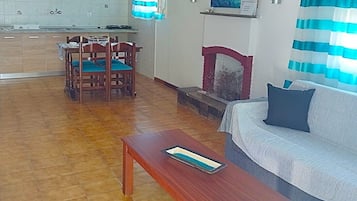 Two-Bedroom Standard Apartment | Private kitchen | Mini-fridge, cookware/dishes/utensils