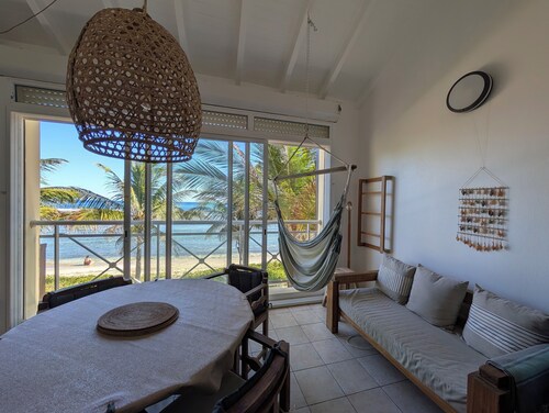 YACAYOU condo sur la plage avec vue mer panoramique et 2 piscines