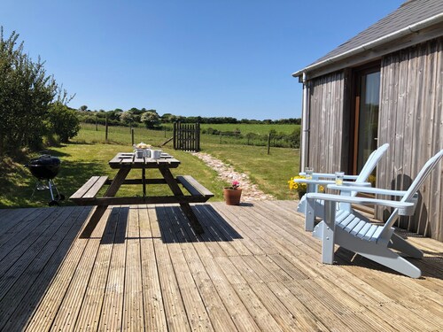 Contemporary converted barn, rural location very close to the coast and Falmouth