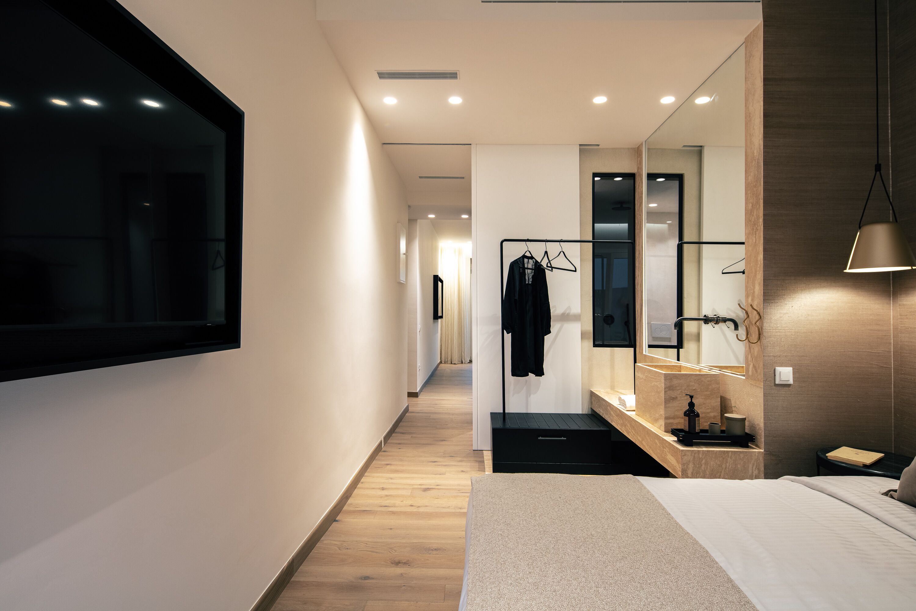 1 chambre, coffres-forts dans les chambres, bureau