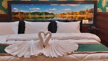 Deluxe Double Room | Free WiFi