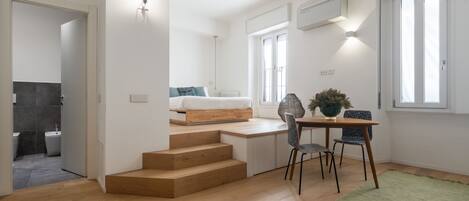 Bügeleisen/Bügelbrett, kostenloses WLAN, Bettwäsche