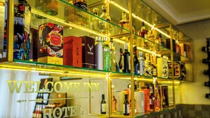 酒吧（店内）
