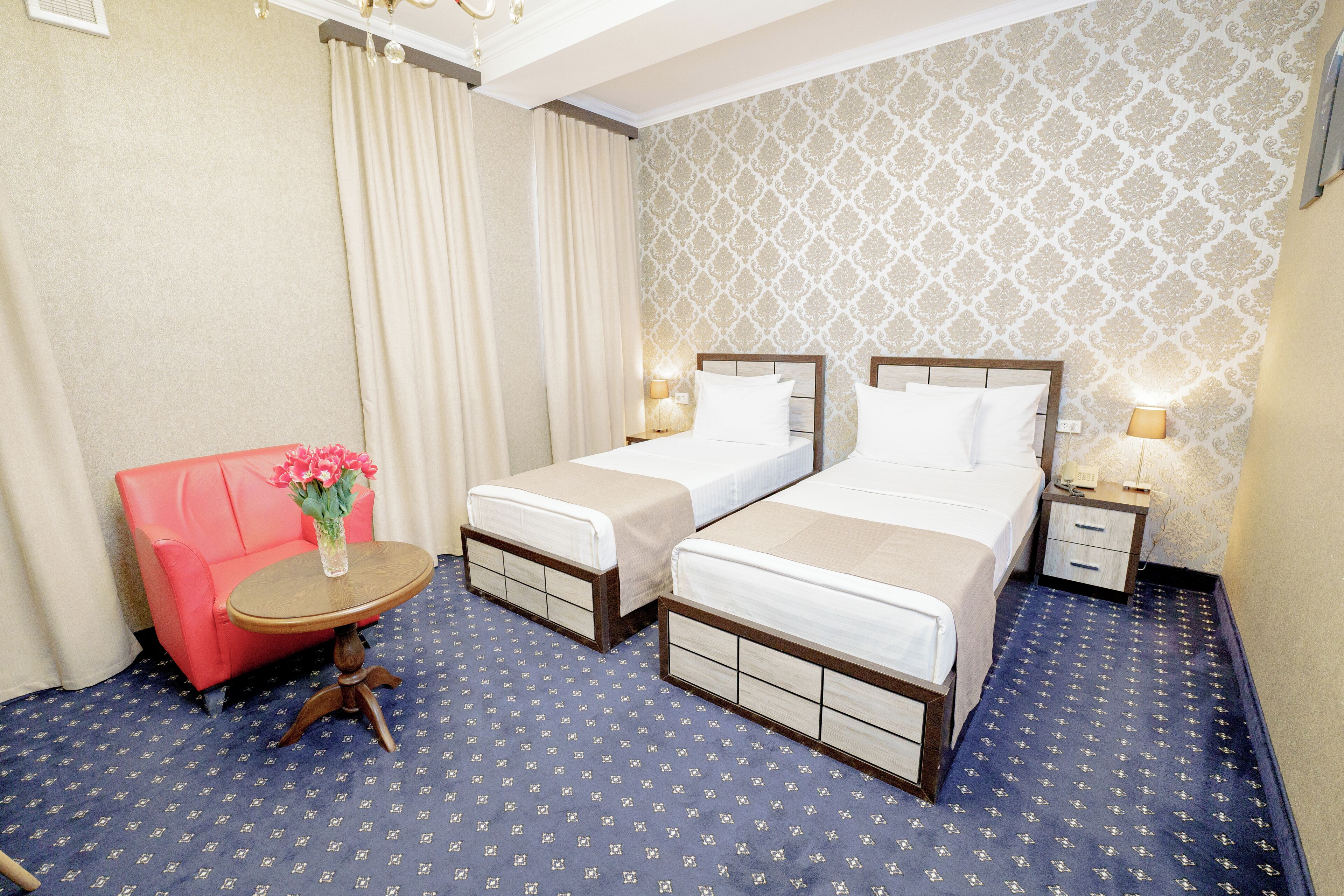 Classic Twin Room | Premium bedding, down comforters, in-room safe, desk