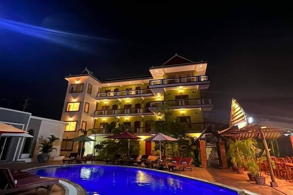 Khu tổ chức tiệc cưới ngoài trời