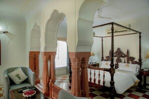 Studio Suite Superior | Két bảo mật tại phòng, trang trí khác biệt 