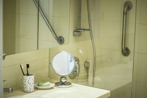 Apartment | Bathroom shower - Skyline 1BR Apt with City & Sea View (Herzliya)