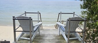 Incredible Lake Michigan views/sunsets. Intimate cottage with sandy beach.