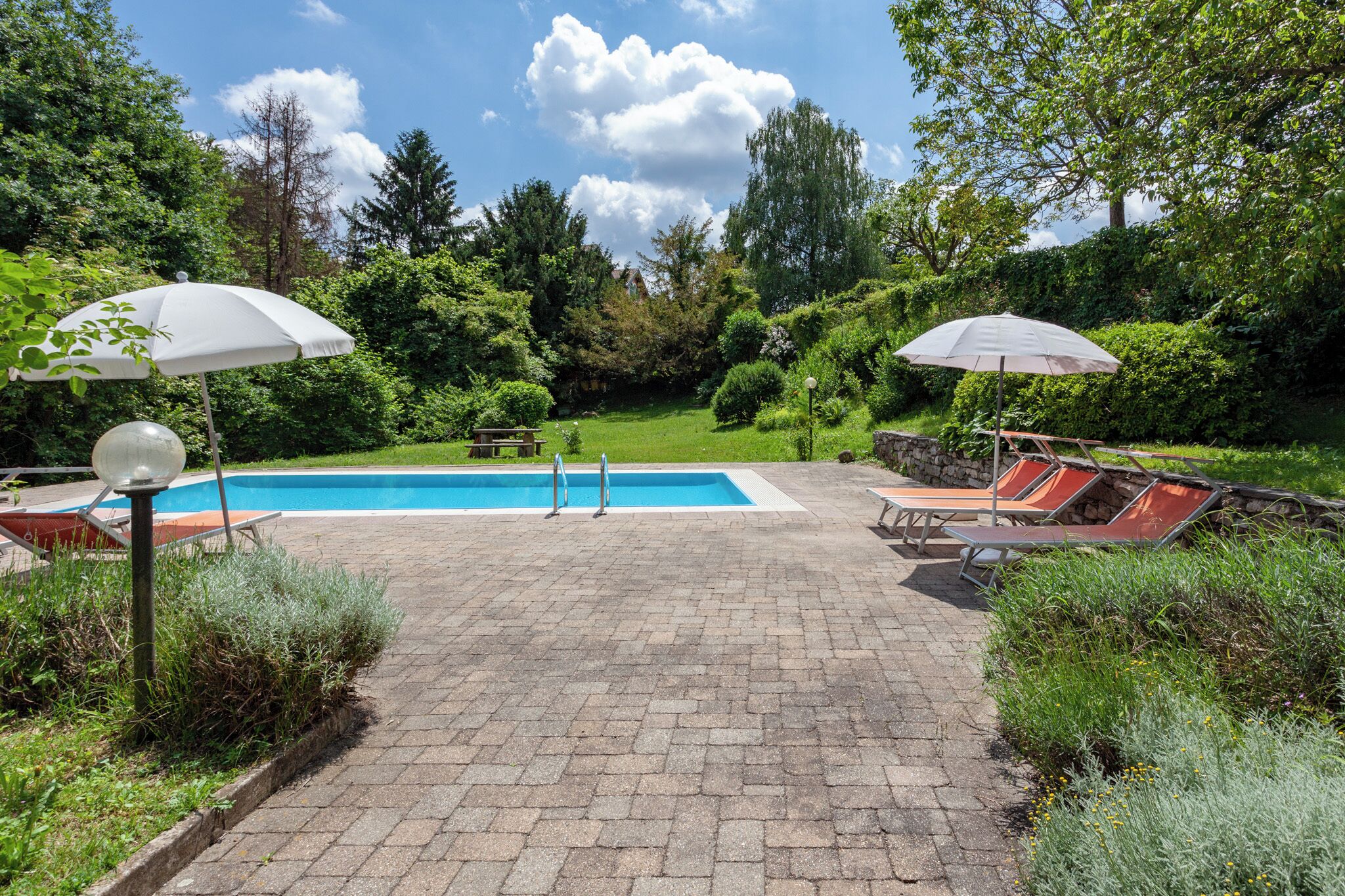 Alberca al aire libre 