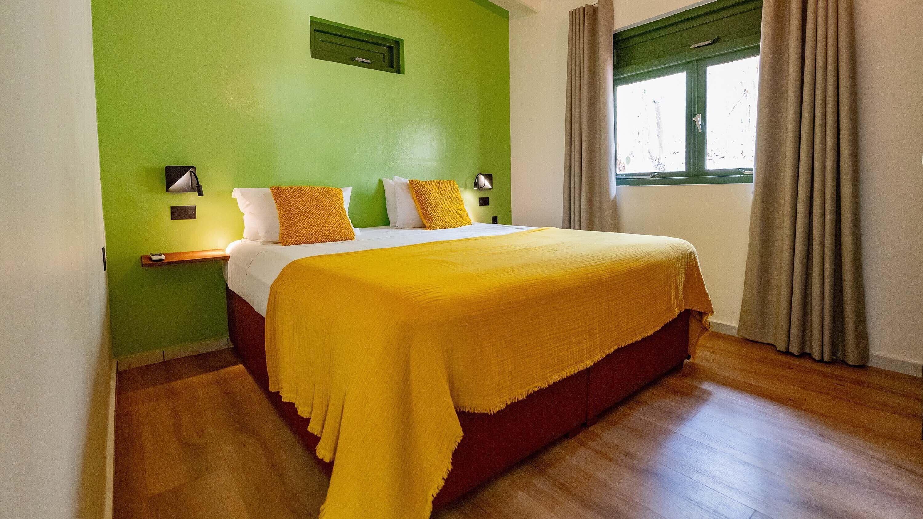 Bungalow estándar, 2 habitaciones | Wifi gratis y ropa de cama 