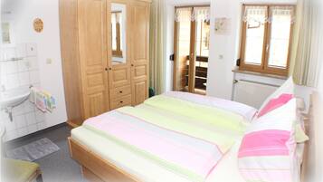 2 soveværelser, strygejern/strygebræt, weekendseng, gratis Wi-Fi